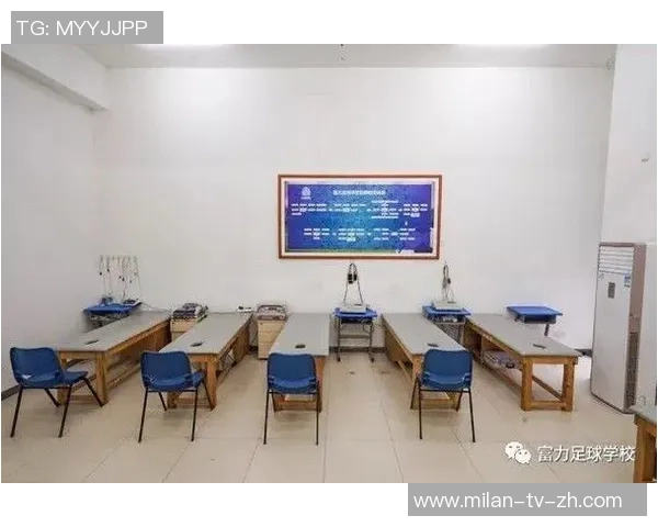 足球教练聘请指南如何选择合适的教练提升球队竞技水平与管理能力